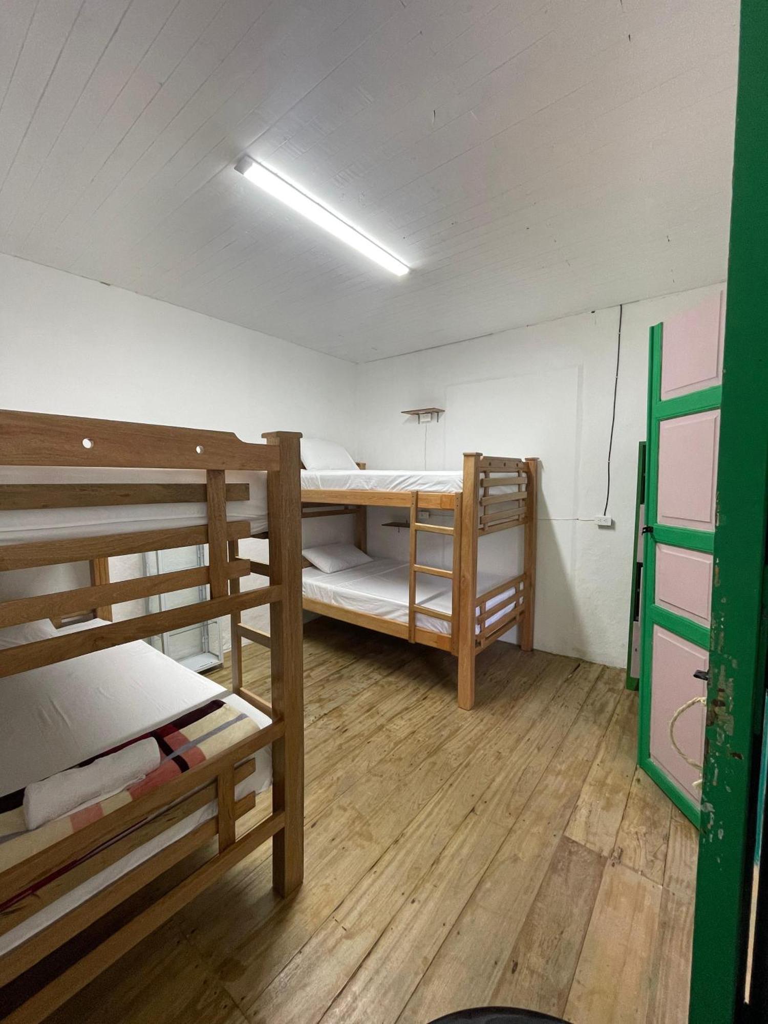 Origen Hostel Jardin Luaran gambar