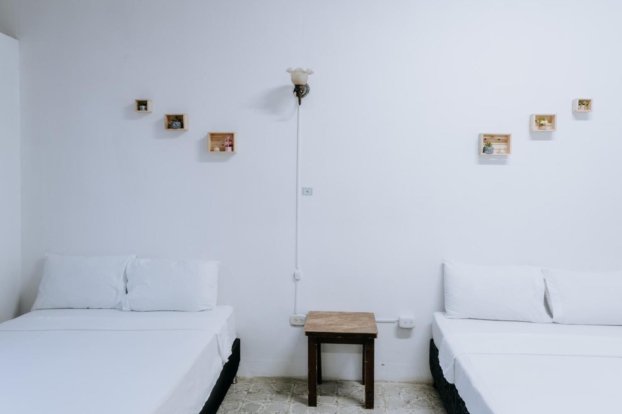 Origen Hostel Jardin Luaran gambar